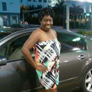 Meet your Posher, Sonya